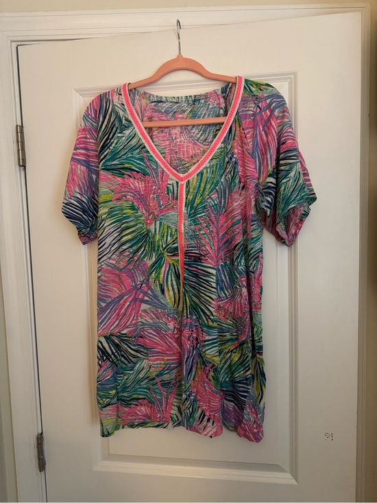 Lilly Pulitzer Tops - Lilly Pulitzer top size M
